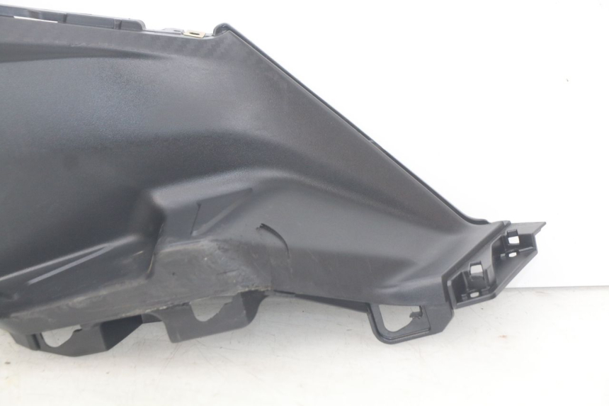 photo de PATA DE APOYO DERECHA SYM ORBIT III 3 4T 50 (2018 - 2021) - Detalles de los puntos de fijación