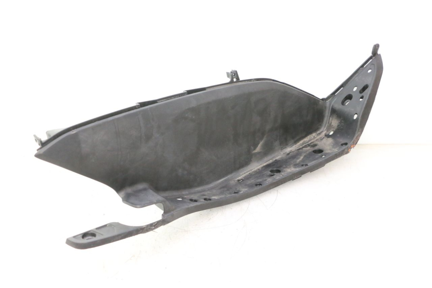 photo de TAPA REPOSAPIES DERECHA HONDA PCX (JF28) 125 (2009 - 2011) - Vista principal