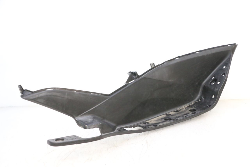 photo de TAPA REPOSAPIES DERECHA HONDA PCX (JF57/JF64) 125 (2014 - 2018) - Vista principal