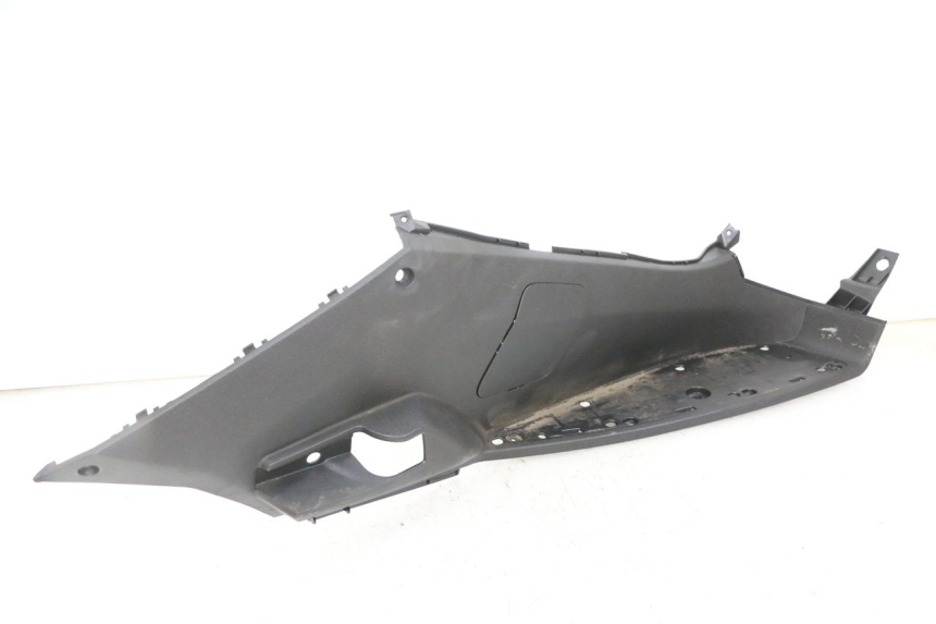 photo de TAPA REPOSAPIES DERECHA PEUGEOT SATELIS 125 (2013 - 2018) - Vista principal