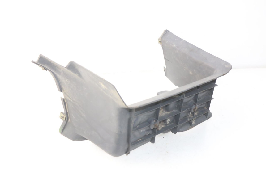 photo de TAPA REPOSAPIES DERECHA ADLY RS SUPERSONIC 50 (2005 - 2010) - Zoom estado de uso