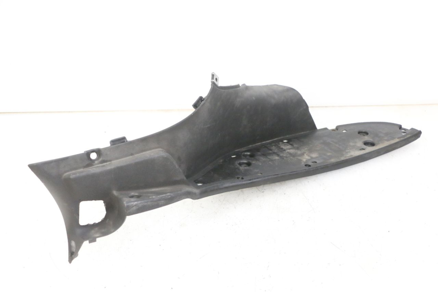 photo de TAPA REPOSAPIES DERECHA APRILIA SCARABEO GT TOURING 125 (1999 - 2005) - Vista principal