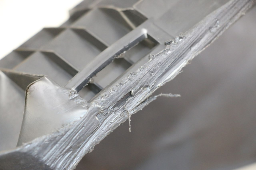 photo de PATA DE APOYO DERECHA SUZUKI BURGMAN 125 (2007 - 2014) - Zoom estado de uso