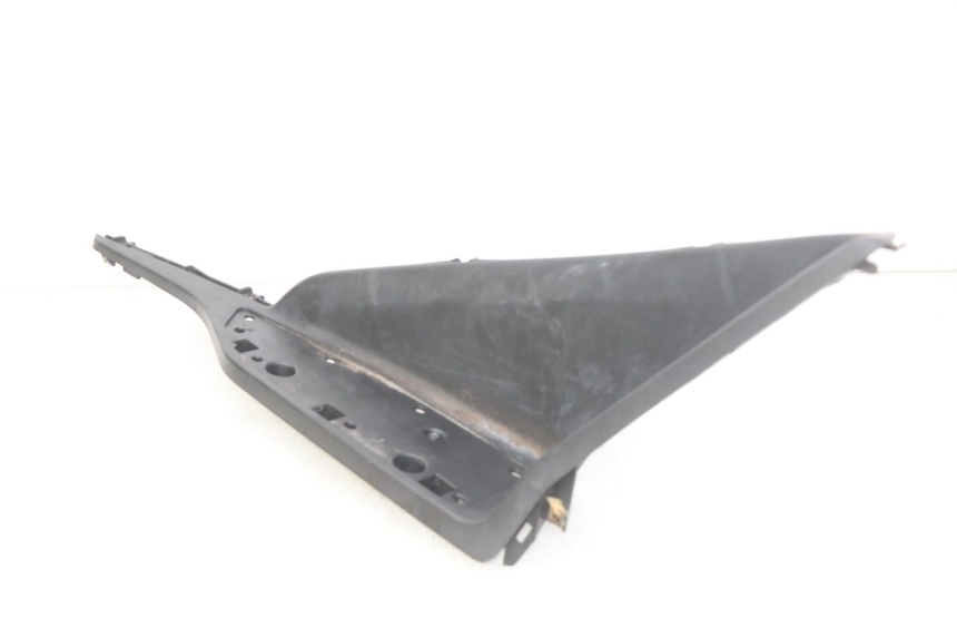 photo de PATA DE APOYO DERECHA KYMCO X-TOWN XTOWN 125 (2016 - 2021) - Primer plano técnico