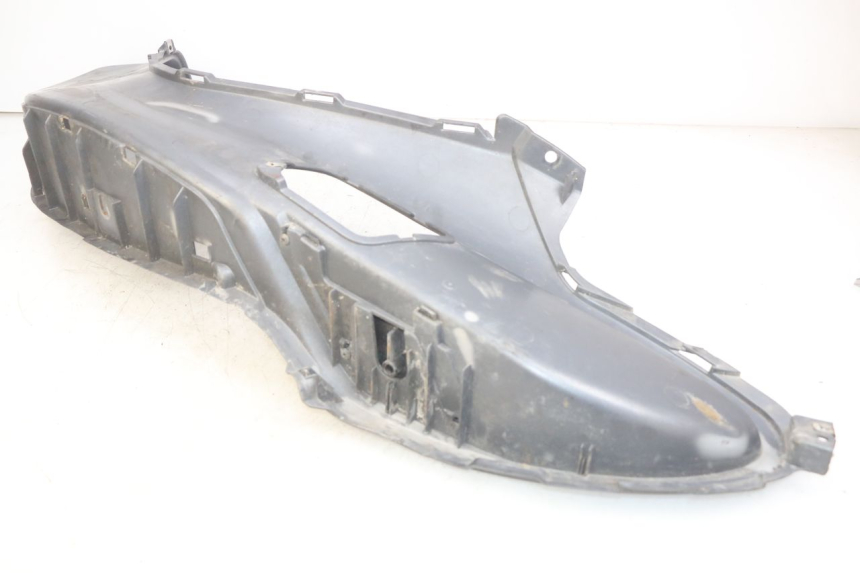 photo de PATA DE APOYO DERECHA PIAGGIO X9 EVOLUTION 125 (2003 - 2007) - Otra perspectiva