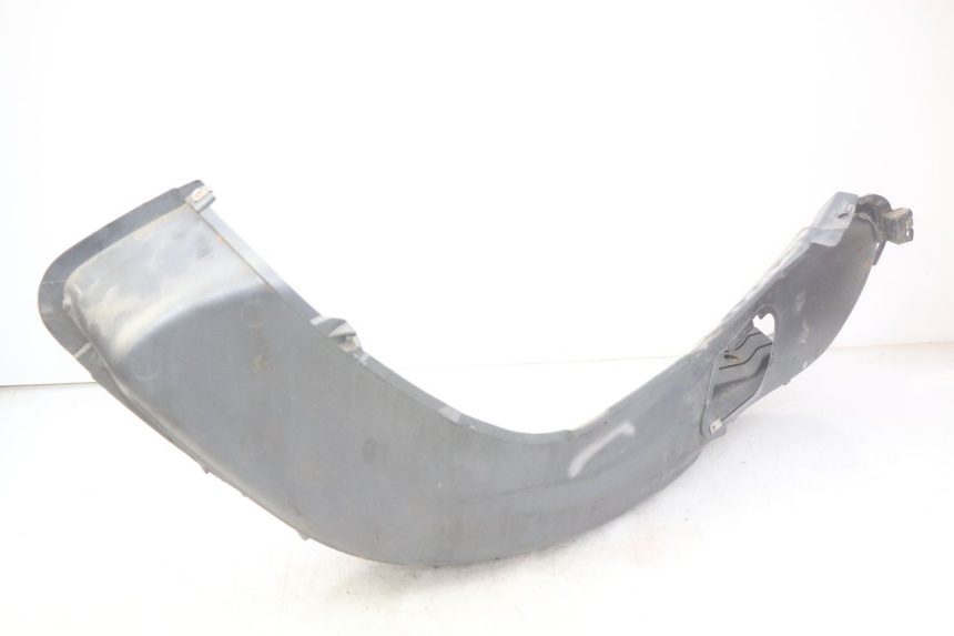 photo de PATA DE APOYO DERECHA PIAGGIO X9 EVOLUTION 125 (2003 - 2007) - Primer plano técnico