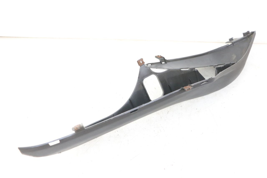 photo de TAPA REPOSAPIES DERECHA YAMAHA NEO'S NEOS 2T EASY 50 (2013 - 2016) - Zoom estado de uso