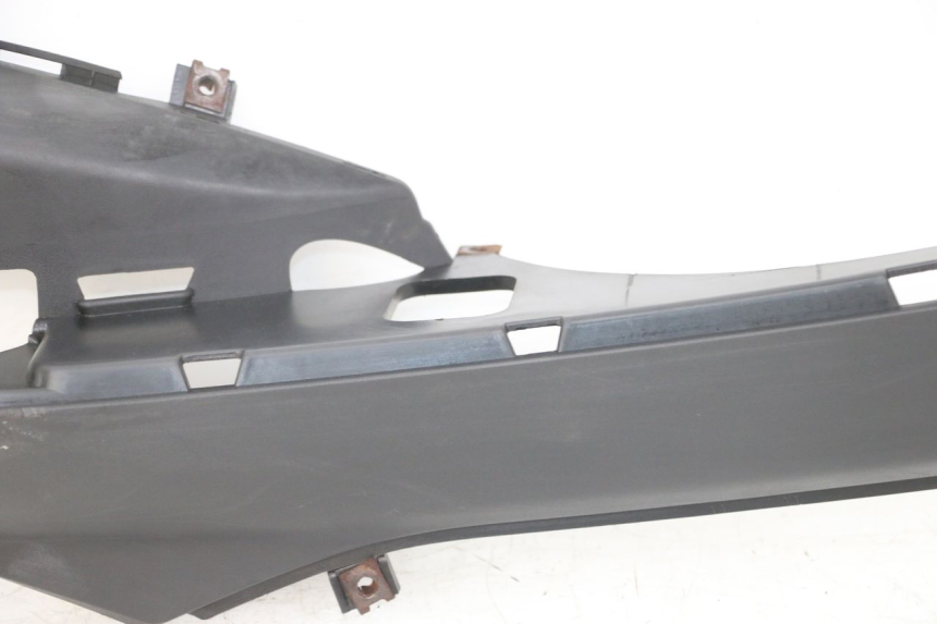photo de TAPA REPOSAPIES DERECHA YAMAHA NEO'S NEOS 2T EASY 50 (2013 - 2016) - Estado de la superficie y material