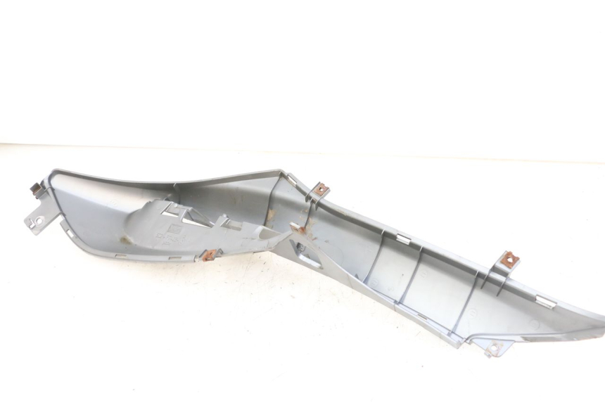 photo de PATA DE APOYO DERECHA YAMAHA NEOS NEO'S 4T 50 (2008 - 2016) - Otra perspectiva