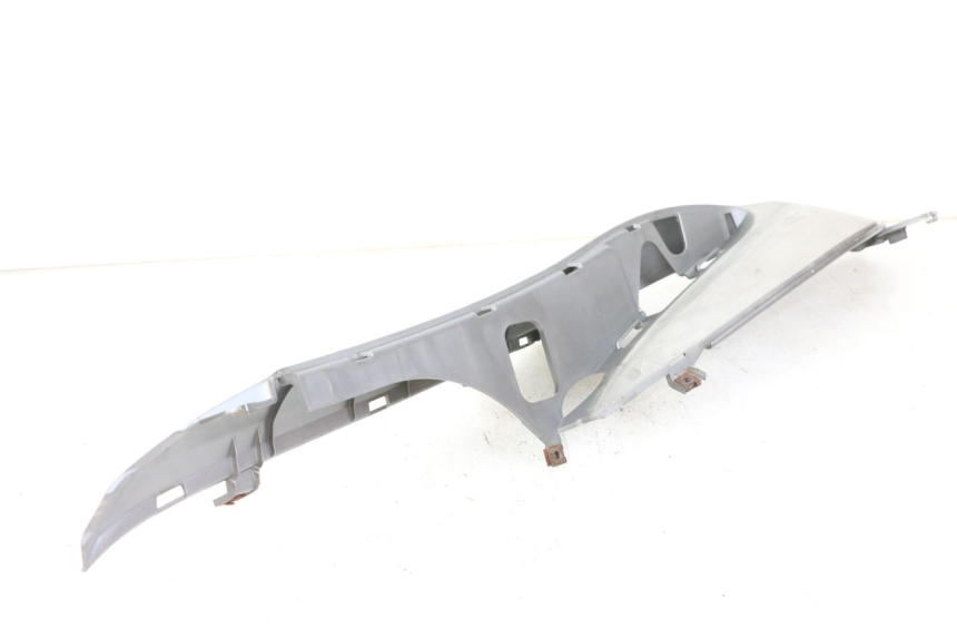 photo de PATA DE APOYO DERECHA YAMAHA NEOS NEO'S 4T 50 (2008 - 2016) - Detalles de los puntos de fijación