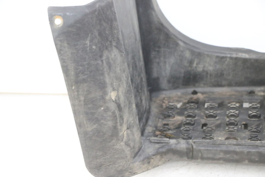 photo de TAPA REPOSAPIES DERECHA YAMAHA YFM BRUIN 350 (2003 - 2009) - Zoom sobre los componentes