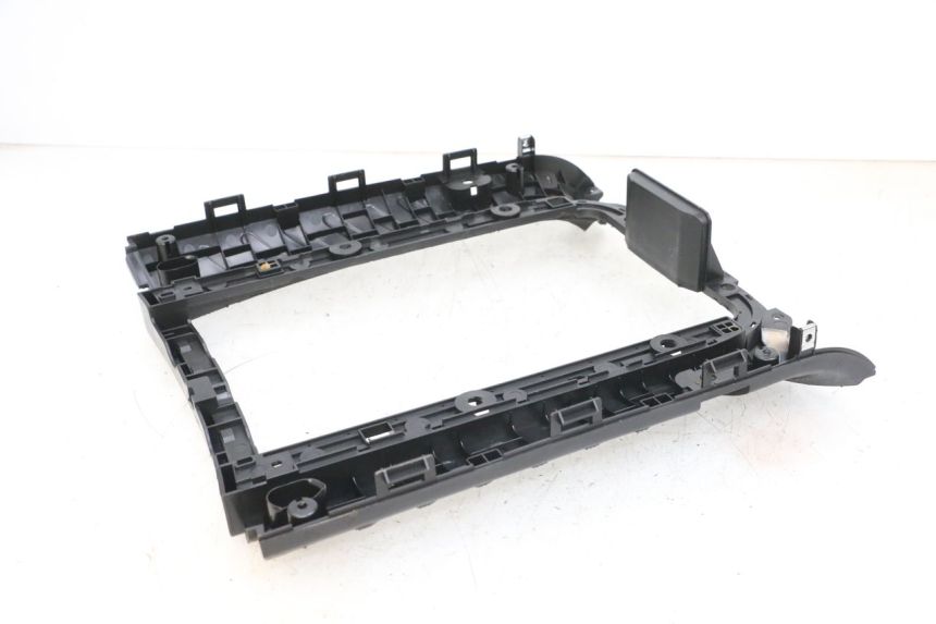 photo de TAPA REPOSAPIES SEGWAY NINEBOT E125S 1 (2022 - 2026) - Marcados y referencias originales