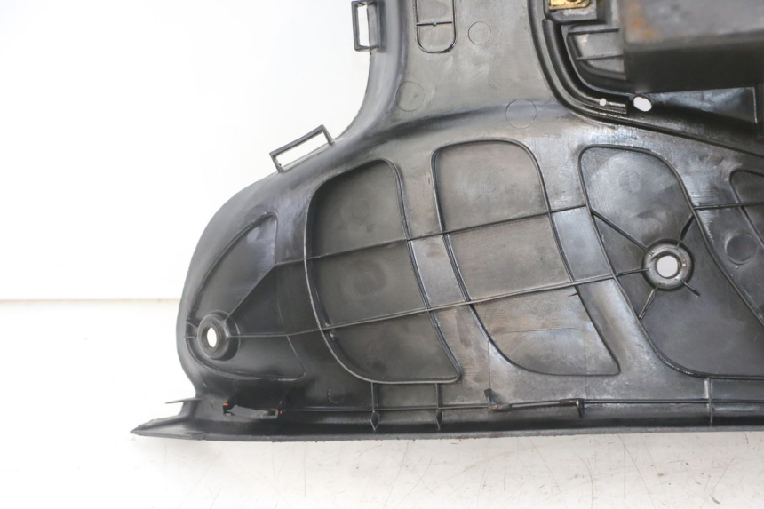 photo de ESTRIBO PEUGEOT ELYSEO 125 (1999 - 2004) - Primer plano de alta resolución