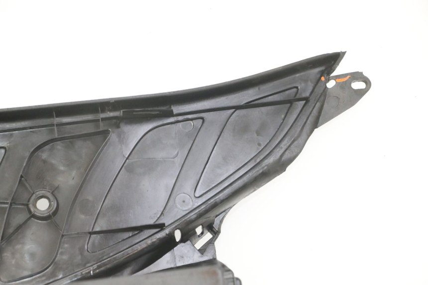 photo de ESTRIBO PEUGEOT ELYSEO 125 (1999 - 2004) - Inspección visual detallada