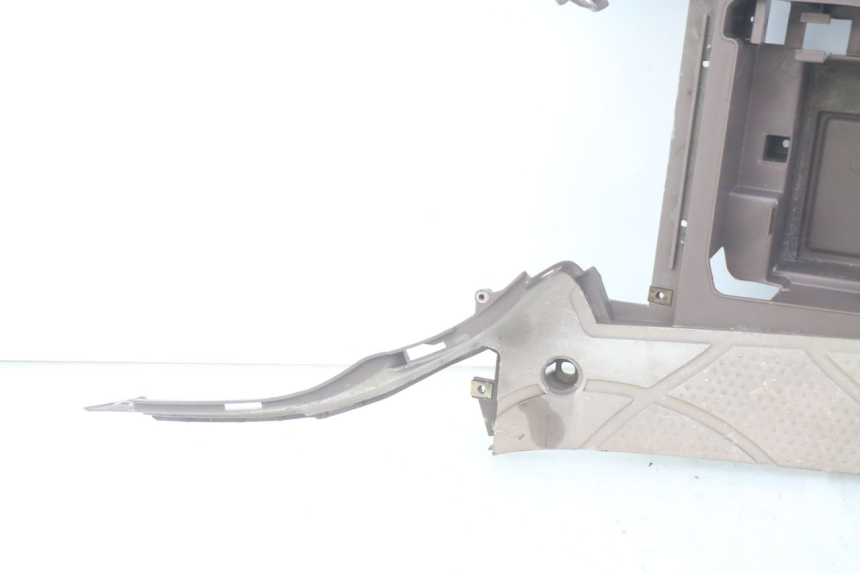 photo de ESTRIBO SYM FIDDLE 2 125 (2010 - 2013) - Zoom sobre los componentes