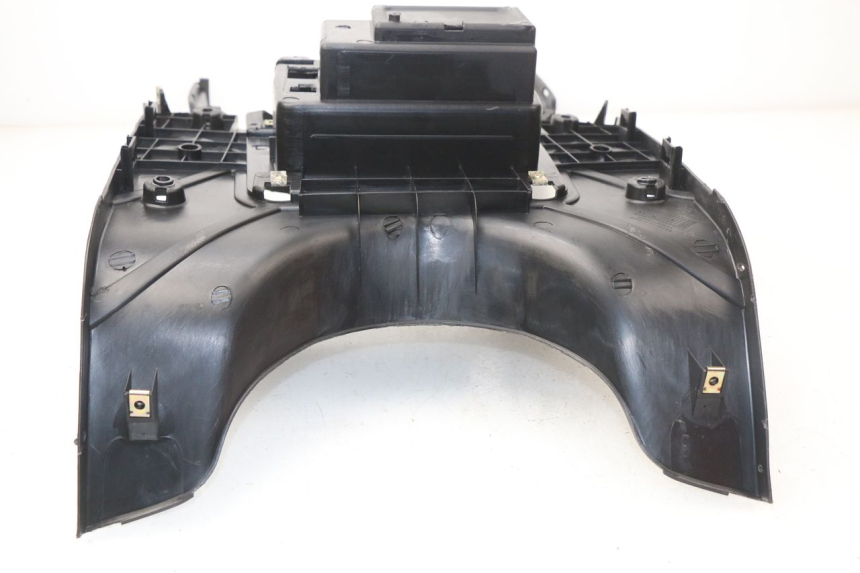 photo de TAPA REPOSAPIES SYM FIDDLE 2 50 (2008 - 2013) - Zoom estado de uso