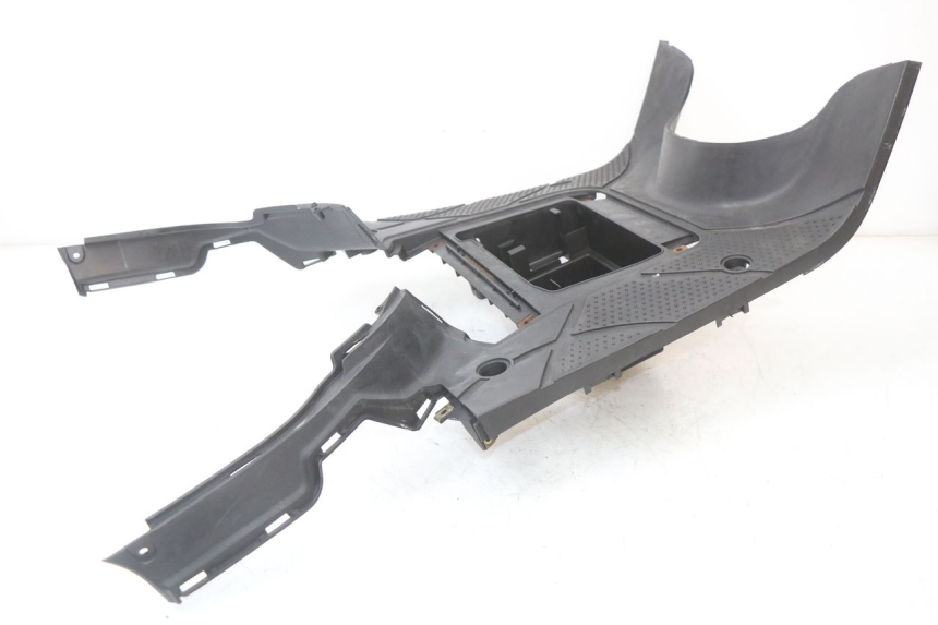 photo de TAPA REPOSAPIES SYM FIDDLE 2 50 (2008 - 2013) - Zoom estado de uso