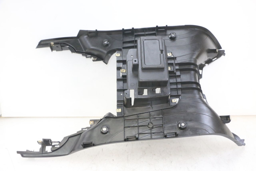 photo de TAPA REPOSAPIES SYM FIDDLE 3 III 50 (2014 - 2020) - Vista general del producto