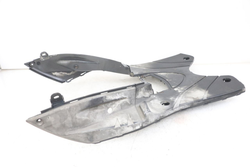 photo de ESTRIBO MBK FLAME X 125 (2004 - 2007) - Detalles de los puntos de fijación