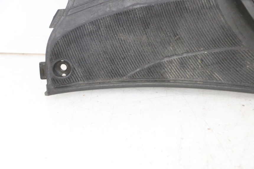 photo de TAPA REPOSAPIES MBK FLIPPER 115 (2013 - 2017) - Otra vista del artículo