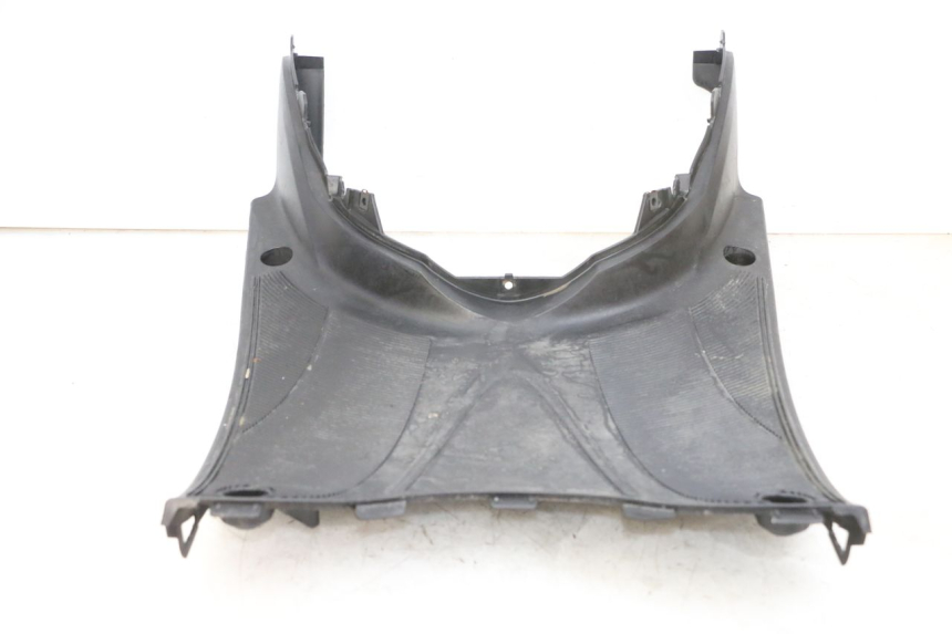 photo de TAPA REPOSAPIES MBK FLIPPER 115 (2013 - 2017) - Estado de la superficie y material