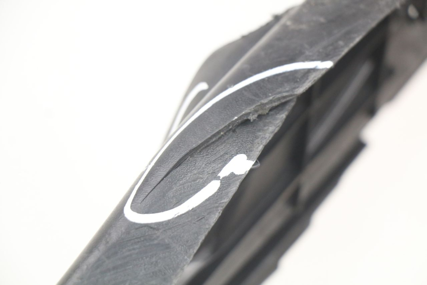 photo de TAPA REPOSAPIES PIAGGIO FLY 2T 50 (2004 - 2017) - Vista general del producto