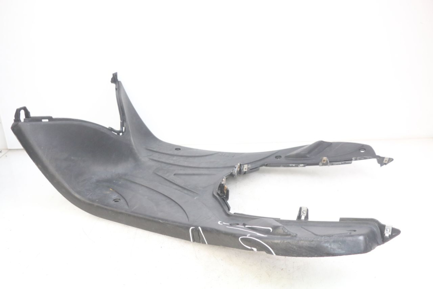 photo de TAPA REPOSAPIES PIAGGIO FLY 2T 50 (2004 - 2017) - Recambio usado revisado