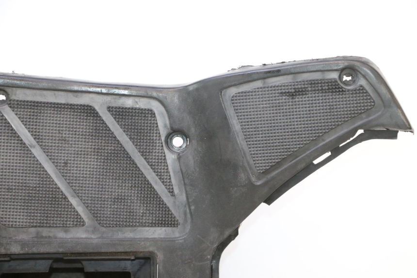 photo de TAPA REPOSAPIES KEEWAY FOCUS 50 (2006 - 2009) - Inspección visual detallada