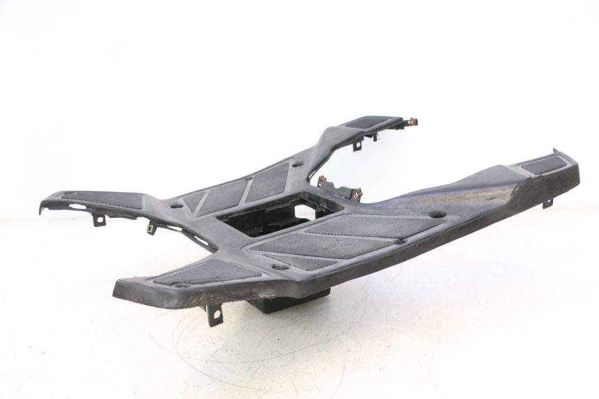 photo de TAPA REPOSAPIES KEEWAY FOCUS 50 (2006 - 2009) - Marcados y referencias originales