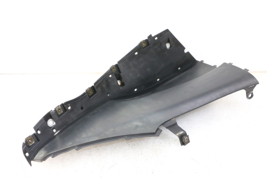 photo de PATA DE APOYO IZQUIERDA BMW C1 125 (2000 - 2003) - Detalles de los puntos de fijación