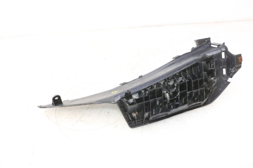 photo de PATA DE PIE IZQUIERDA SUZUKI BURGMAN 125 (2007 - 2014) - Zoom estado de uso