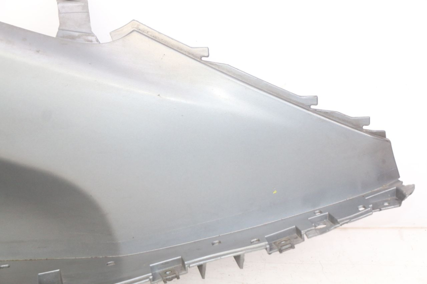 photo de PATA DE APOYO IZQUIERDA BMW C1 125 (2000 - 2003) - Primer plano de alta resolución