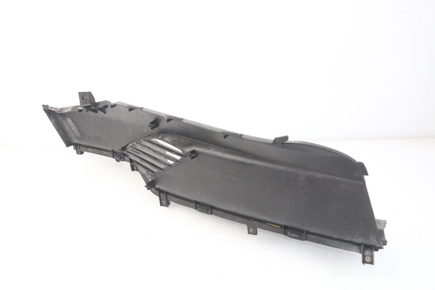 photo de PATA DE APOYO IZQUIERDA KYMCO DINK STREET 125 (2009 - 2014) - Detalles de los puntos de fijación