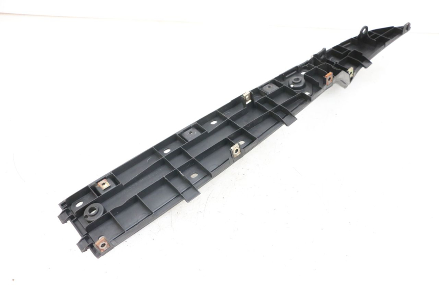 photo de PATA DE APOYO IZQUIERDA KYMCO DINK STREET 125 (2009 - 2014) - Otra perspectiva