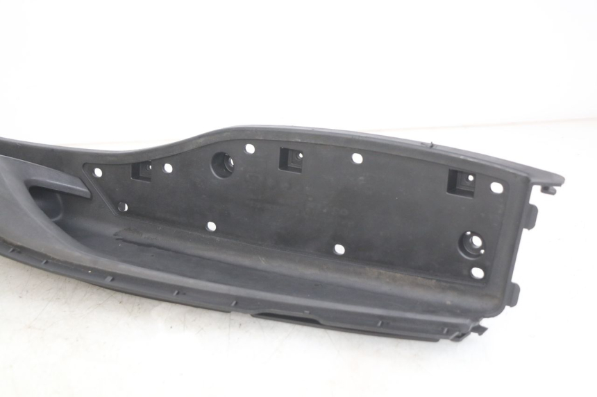 photo de PATA DE APOYO IZQUIERDA KYMCO DOWNTOWN ABS 125 (2015 - 2017) - Primer plano técnico