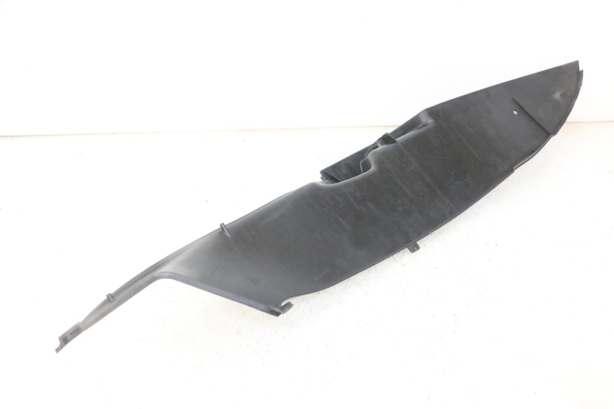 photo de TAPA REPOSAPIES IZQUIERDA PEUGEOT ELYSEO 125 (1999 - 2004) - Zoom estado de uso