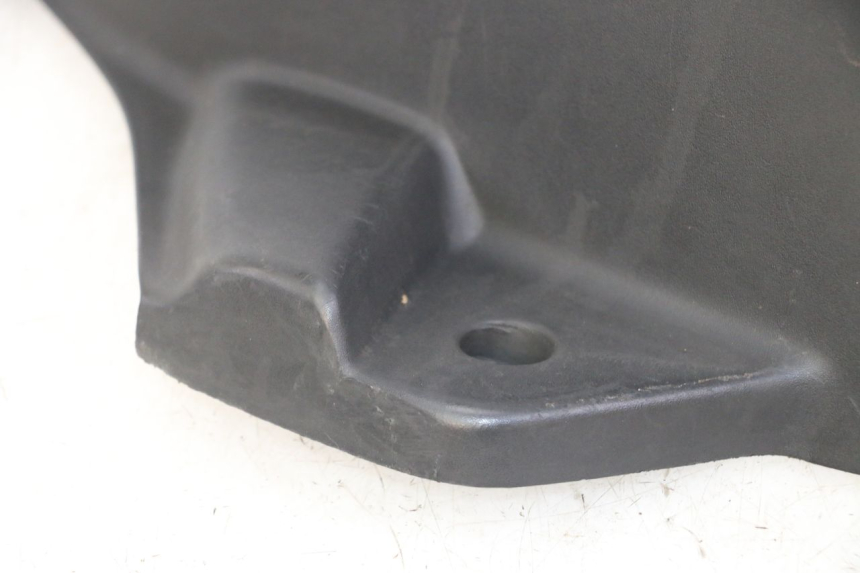 photo de TAPA REPOSAPIES IZQUIERDA PEUGEOT ELYSEO 125 (1999 - 2004) - Recambio usado revisado