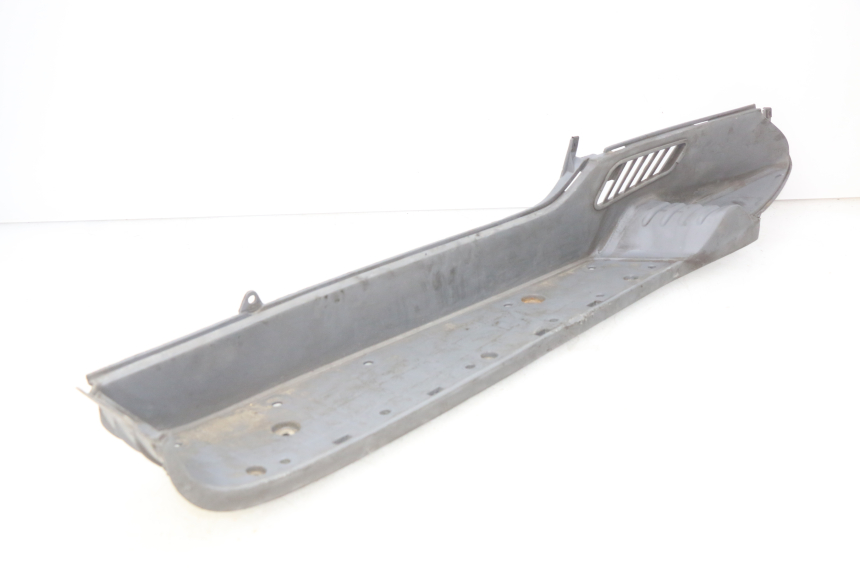 photo de PATA DE PIE IZQUIERDA HONDA FES PANTHEON 2T 125 (1998 - 2002) - Primer plano técnico