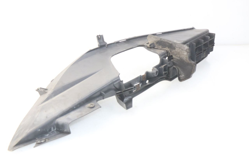 photo de TAPA REPOSAPIES IZQUIERDA HONDA FES PANTHEON 125 (2003 - 2007) - Otra perspectiva