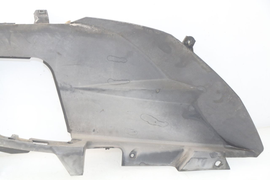 photo de TAPA REPOSAPIES IZQUIERDA HONDA FES PANTHEON 125 (2003 - 2007) - Recambio usado revisado