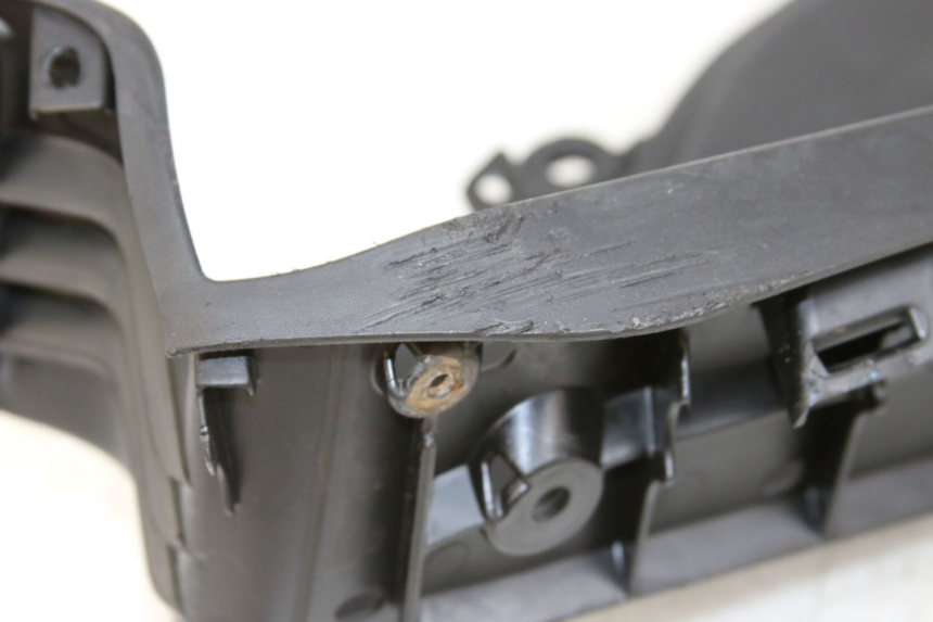 photo de PATA DE APOYO IZQUIERDA HONDA FORZA 125 (2015 - 2016) - Otra perspectiva