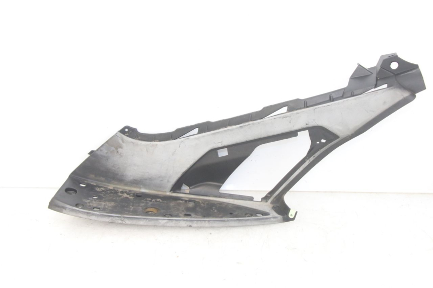 photo de TAPA REPOSAPIES IZQUIERDA PEUGEOT GEOPOLIS RS 125 (2007 - 2009) - Vista principal