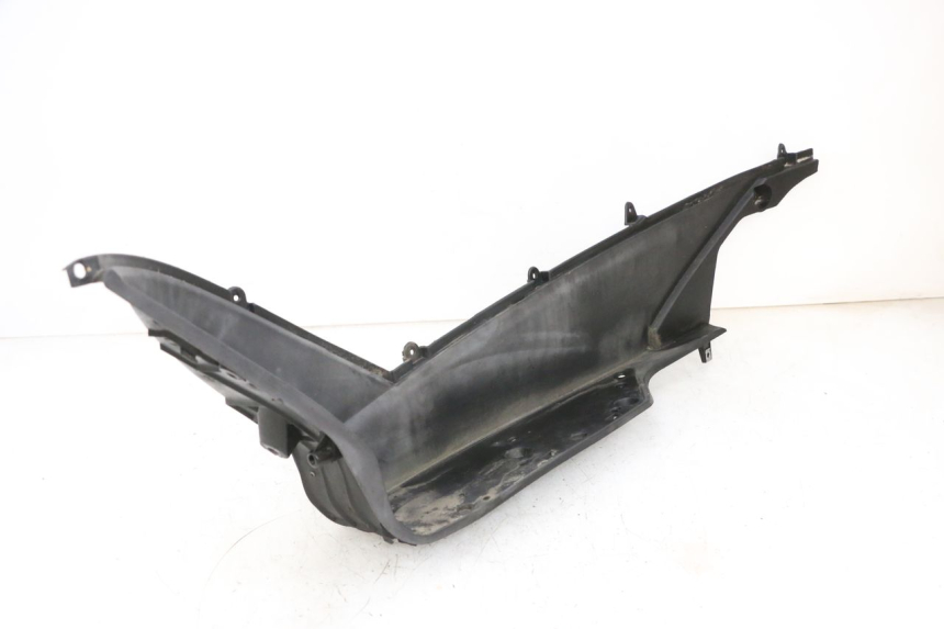 photo de TAPA REPOSAPIES IZQUIERDA JM MOTORS GTS 125 (2015 - 2019) - Detalle de la pieza