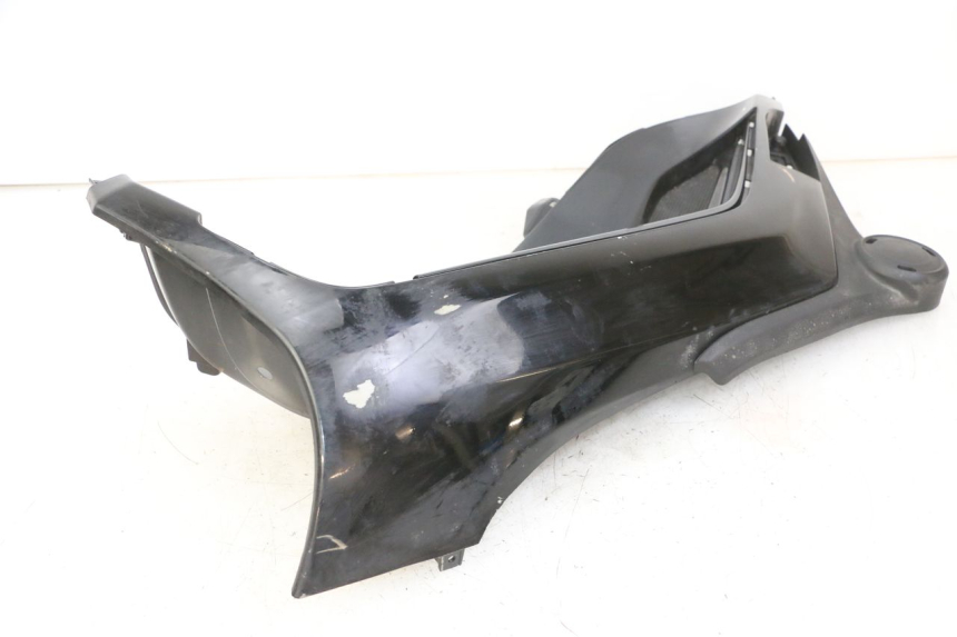 photo de TAPA REPOSAPIES IZQUIERDA PIAGGIO IE MP3 YOURBAN 300 (2011 - 2016) - Foto de producto adicional