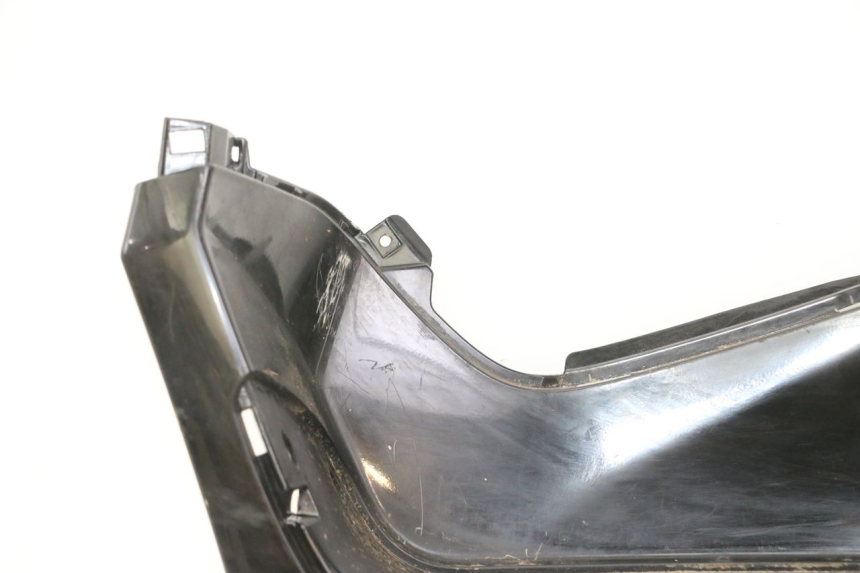 photo de TAPA REPOSAPIES IZQUIERDA PIAGGIO IE MP3 YOURBAN 300 (2011 - 2016) - Zoom calidad de ocasión