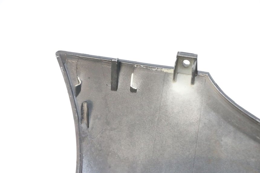 photo de TAPA REPOSAPIES IZQUIERDA PIAGGIO IE MP3 YOURBAN 300 (2011 - 2016) - Vista general del producto