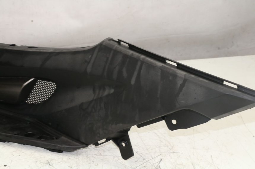 photo de TAPA REPOSAPIES IZQUIERDA KYMCO K-XCT 125 (2013 - 2017) - Vista general del producto