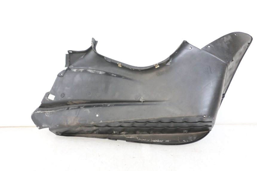 photo de TAPA REPOSAPIES IZQUIERDA RENAULT KOURANOS 125 (2001 - 2004) - Otra perspectiva