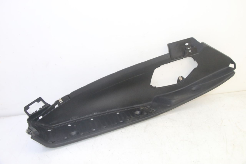 photo de TAPA REPOSAPIES IZQUIERDA PIAGGIO MP3 HPE 350 (2018 - 2020) - Vista principal