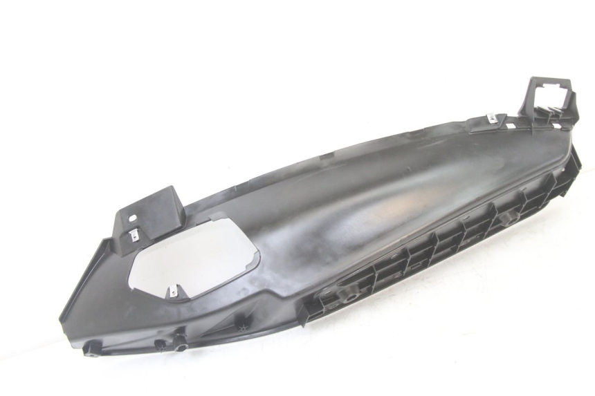 photo de PATA DE PIE IZQUIERDA PIAGGIO MP3 500 (2014 - 2017) - Primer plano técnico